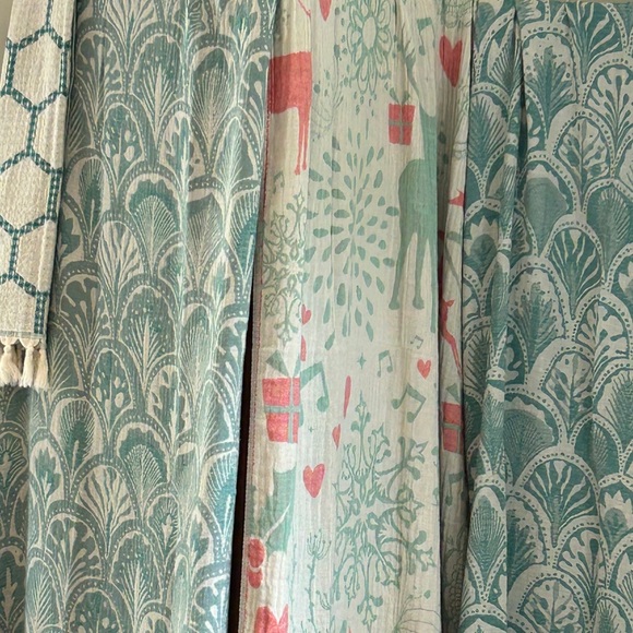 Hand Crafted Other - Christmas Bells Music + Woodland Reversible 2 Sides Organic Cotton Weave Throw